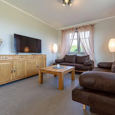 Max In Moritzdorf - Luxus Unter Reet Mit Seeblick, Kamin, Sauna * Sellin (Rugen)