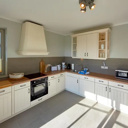 Venkovský dům Max In Moritzdorf - Luxus Unter Reet Mit Seeblick, Kamin, Sauna Sellin (Rugen)